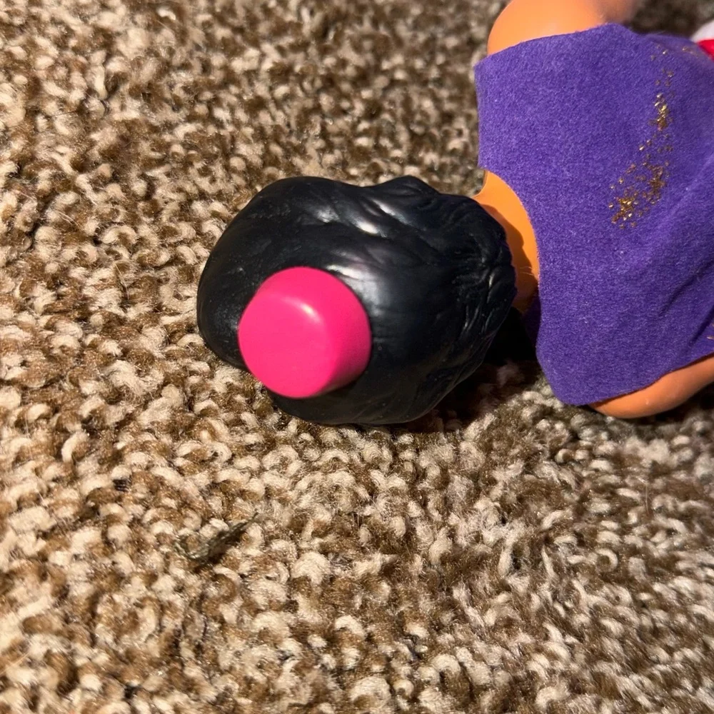Vintage 1992 Mattel Disney's Aladdin Doll Action Figure #2548 Original Outfit". - Picture 3 of 4